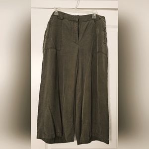 WHBM  wide leg crop pants.  Olive green, size 14